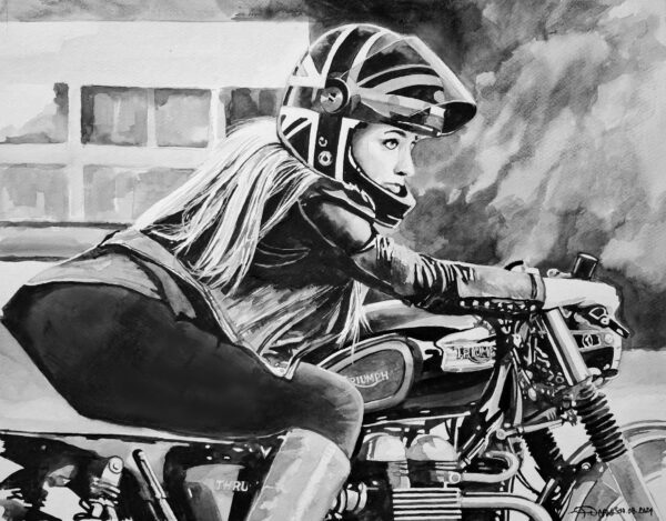 MOTARDE blonde sur TRIUMPH 900 Thruxton